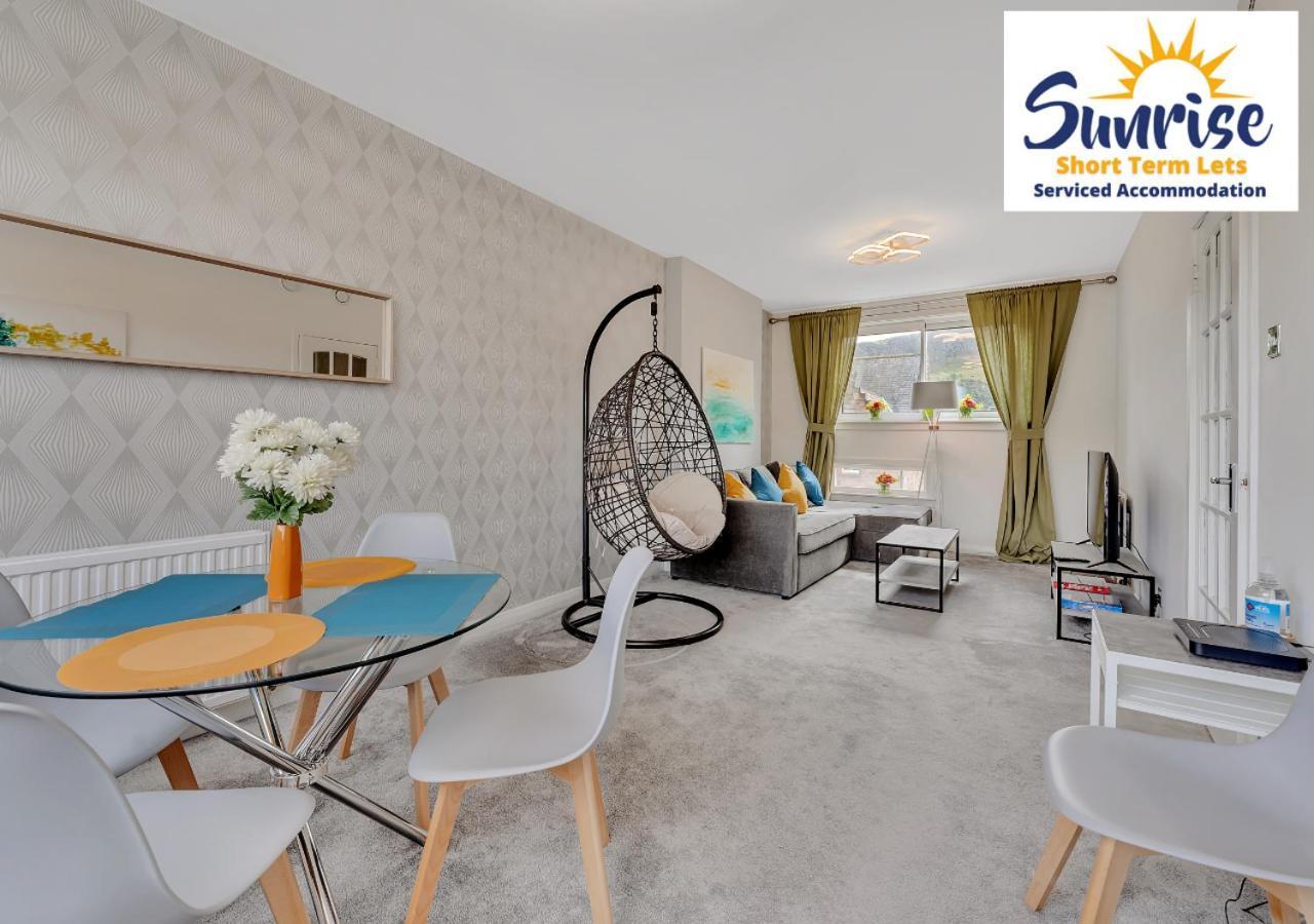 3 Beds At Arthurs Seat By Sunrise Short Lets 爱丁堡 外观 照片