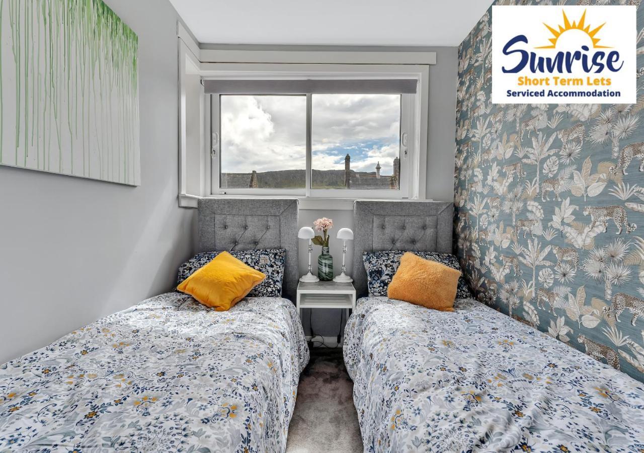 3 Beds At Arthurs Seat By Sunrise Short Lets 爱丁堡 外观 照片