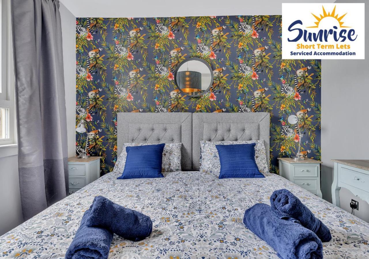 3 Beds At Arthurs Seat By Sunrise Short Lets 爱丁堡 外观 照片
